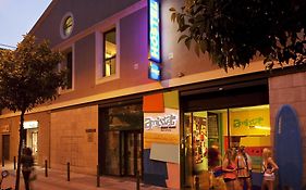 Amistat Beach Hostel Barcelone Exterior photo